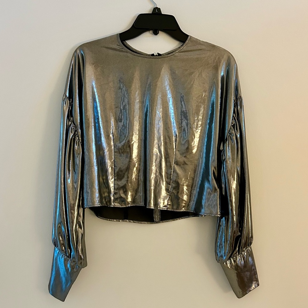 Topshop metallic long sleeve top NWOT